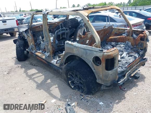 2025 Jeep Wrangler Rubicon with VIN 1C4PJXFN5SW528186, listed as a IAAI auction lot 42225082 with Not provided miles and . Bid and sale history available at DreamBid. Image 3.