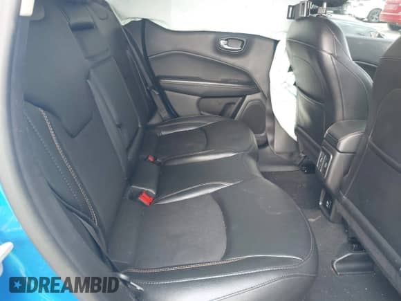 2020 Jeep Compass Altitude с VIN 3C4NJCBB1LT154744, выставлен на аукционе IAAI как лот 43102892 с пробегом 110 167 миль миль и . История ставок и продаж доступна на DreamBid. Изображение 8.