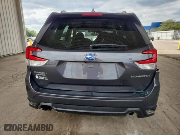 2020 Subaru Forester Premium z VIN JF2SKAJC5LH506061, wystawiony jako Copart lot #69974045 z przebiegiem 131 394 mil mil oraz Szkoda całkowita • Salvage title. Historia ofert i sprzedaży dostępna na DreamBid. Obrazek 6.