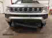 2024 Jeep Compass Latitude Lux с VIN 3C4NJDFN0RT591315, выставлен на аукционе IAAI как лот 42818615 с пробегом 20 285 миль миль и . История ставок и продаж доступна на DreamBid. Изображение 6.