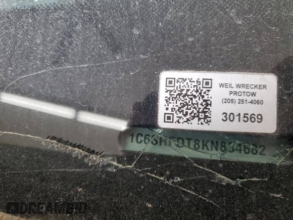 2019 Ram 1500 Laramie z VIN 1C6SRFDT8KN834682, wystawiony jako Copart lot #60103785 z przebiegiem 98 142 mil mil oraz Szkoda całkowita • Salvage title. Historia ofert i sprzedaży dostępna na DreamBid. Obrazek 12.
