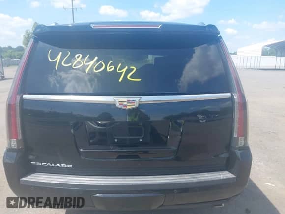 2016 Cadillac Escalade Luxury Collection with VIN 1GYS4BKJ9GR421830, listed as a IAAI auction lot 42840642 with 129,952 mi miles and . Bid and sale history available at DreamBid. Image 16.