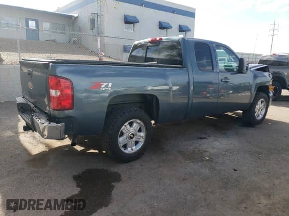 2009 Chevrolet Silverado 1500 LTZ с VIN 1GCEK39J29Z119058, выставлен на аукционе Copart как лот 53058505 с пробегом 173 423 миль миль и Списание • Salvage title. История ставок и продаж доступна на DreamBid. Изображение 3.