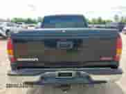 2002 GMC Sierra 1500 SL с VIN 1GTEC14V62Z153067, выставлен на аукционе Copart как лот 69380555 с пробегом 107 138 миль миль и Списание • Salvage title. История ставок и продаж доступна на DreamBid. Изображение 10.