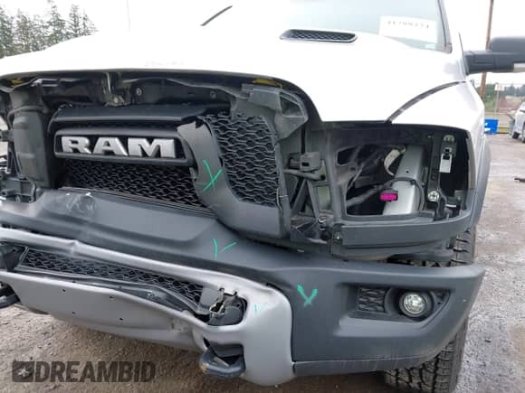 2018 Ram 1500 Rebel with VIN 1C6RR7YT5JS152633, listed as a IAAI auction lot 41788274 with 146,298 mi miles and . Bid and sale history available at DreamBid. Image 6.