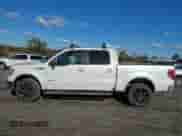 2011 Ford F-150 XLT z VIN 1FTFW1ET2BFA69936, wystawiony jako IAAI lot #43495123 z przebiegiem 244 899 mil mil oraz . Historia ofert i sprzedaży dostępna na DreamBid. Obrazek 14.