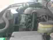 2002 Chevrolet Suburban Z71 z VIN 3GNFK16Z02G300725, wystawiony jako IAAI lot #42459204 z przebiegiem 242 824 mil mil oraz . Historia ofert i sprzedaży dostępna na DreamBid. Obrazek 12.