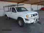 2000 Nissan Frontier XE с VIN 1N6ED26T1YC396275, выставлен на аукционе IAAI как лот 43128370 с пробегом 277 243 миль миль и . История ставок и продаж доступна на DreamBid. Изображение 1.