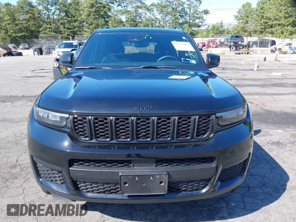 2023 Jeep Grand Cherokee Altitude with VIN 1C4RJKAG9P8767725, listed as a IAAI auction lot 43137904 with 30,748 mi miles and . Bid and sale history available at DreamBid. Image 12.