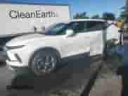 2025 Chevrolet Blazer LT z VIN 3GNKBCR45SS157469, wystawiony jako Copart lot #90486755 z przebiegiem 21 666 mil mil oraz Czysty tytuł • Clean title. Historia ofert i sprzedaży dostępna na DreamBid. Obrazek 1.