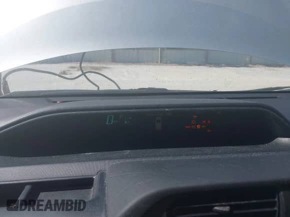 2013 Toyota Prius Three z VIN JTDKDTB33D1042720, wystawiony jako IAAI lot #43481588 z przebiegiem 125 714 mil mil oraz . Historia ofert i sprzedaży dostępna na DreamBid. Obrazek 7.