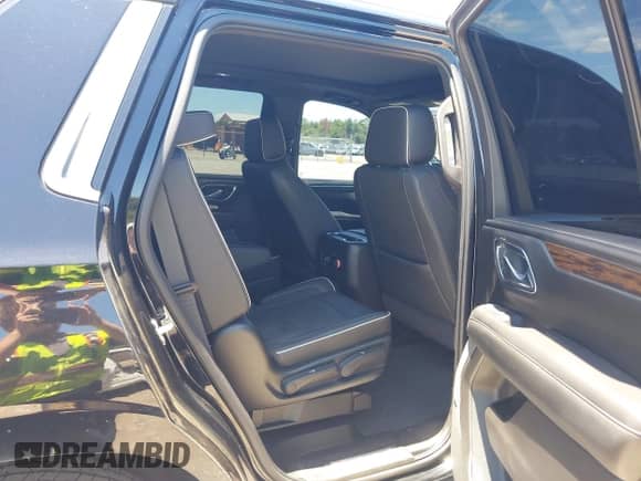 2021 Chevrolet Tahoe Premier с VIN 1GNSKSKDXMR195984, выставлен на аукционе IAAI как лот 42528305 с пробегом 89 925 миль миль и . История ставок и продаж доступна на DreamBid. Изображение 8.