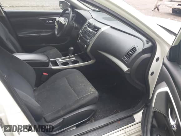 2015 Nissan Altima SL with VIN 1N4AL3AP3FN908047, listed as a IAAI auction lot 42850152 with 120,540 mi miles and . Bid and sale history available at DreamBid. Image 5.