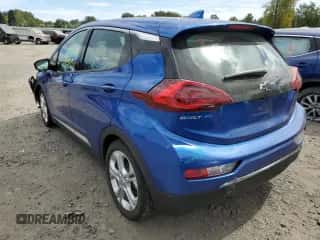 2020 Chevrolet Bolt EV LT z VIN 1G1FY6S05L4145205, wystawiony jako Copart lot #58687672 z przebiegiem 20 742 mil mil oraz . Historia ofert i sprzedaży dostępna na DreamBid. Obrazek 3.