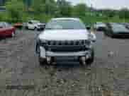 2024 Jeep Compass Latitude Lux с VIN 3C4NJDFN7RT132380, выставлен на аукционе Copart как лот 65457005 с пробегом 8 257 миль миль и Списание • Salvage title. История ставок и продаж доступна на DreamBid. Изображение 15.