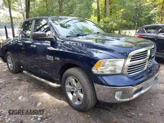 2014 Ram 1500 Big Horn z VIN 1C6RR6GT4ES324734, wystawiony jako IAAI lot #42840071 z przebiegiem 220 693 mil mil oraz . Historia ofert i sprzedaży dostępna na DreamBid. Obrazek 1.