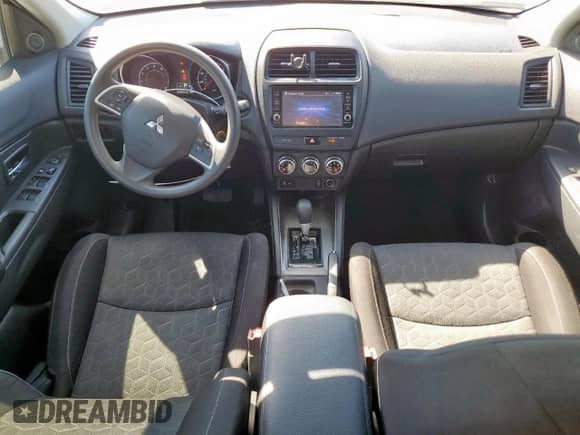 2020 Mitsubishi Outlander ES с VIN JA4AP3AU6LU014723, выставлен на аукционе Copart как лот 85325755 с пробегом 73 761 миль миль и Списание • Salvage title. История ставок и продаж доступна на DreamBid. Изображение 8.