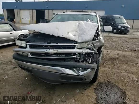 2004 Chevrolet Suburban LT с VIN 3GNEC16ZX4G210915, выставлен на аукционе Copart как лот 67795435 с пробегом 300 602 миль миль и Чистый • Clean title. История ставок и продаж доступна на DreamBid. Изображение 14.