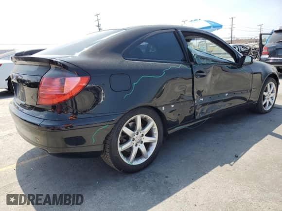 2003 Mercedes-Benz C 320 z VIN WDBRN64J43A459365, wystawiony jako Copart lot #65401525 z przebiegiem 129 633 mil mil oraz Szkoda całkowita • Salvage title. Historia ofert i sprzedaży dostępna na DreamBid. Obrazek 3.