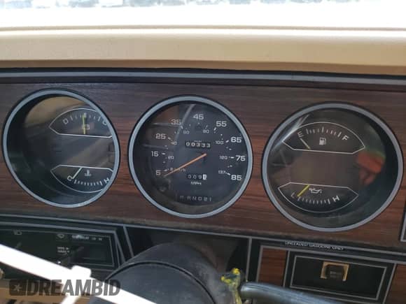 1986 Dodge Trucks with VIN 1B7HD14TXGS016934, listed as a Copart auction lot 69426432 with 333 mi miles and Salvage title. Bid and sale history available at DreamBid. Image 9.