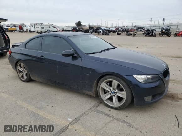 2009 BMW 3 Series 335i с VIN WBAWB73599P045038, выставлен на аукционе Copart как лот 48080245 с пробегом 125 748 миль миль и Списание • Salvage title. История ставок и продаж доступна на DreamBid. Изображение 4.