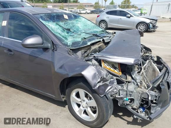 2011 Chevrolet Cruze 1LT with VIN 1G1PF5S93B7121310, listed as a IAAI auction lot 43182050 with 323,075 mi miles and . Bid and sale history available at DreamBid. Image 20.