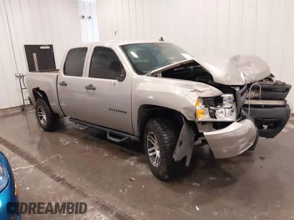 2007 Chevrolet Silverado 1500 1LT z VIN 2GCEK13M671528449, wystawiony jako IAAI lot #42637751 z przebiegiem 280 683 mil mil oraz . Historia ofert i sprzedaży dostępna na DreamBid. Obrazek 1.