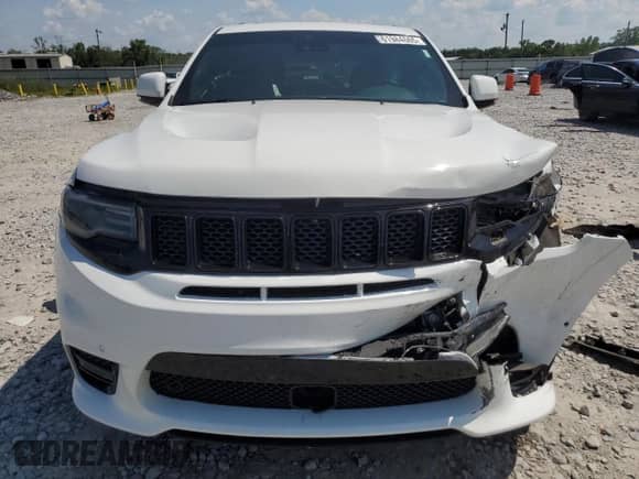 2017 Jeep Grand Cherokee SRT z VIN 1C4RJFDJXHC738652, wystawiony jako Copart lot #61984665 z przebiegiem 108 202 mil mil oraz Szkoda całkowita • Salvage title. Historia ofert i sprzedaży dostępna na DreamBid. Obrazek 5.