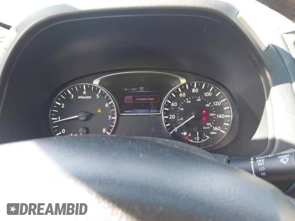 2016 Nissan Pathfinder Platinum with VIN 5N1AR2MMXGC607997, listed as a IAAI auction lot 43063920 with 164,097 mi miles and . Bid and sale history available at DreamBid. Image 7.