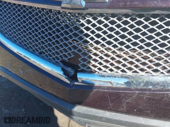 2009 Chevrolet Traverse LTZ z VIN 1GNER33D19S150882, wystawiony jako IAAI lot #41803912 z przebiegiem 156 229 mil mil oraz . Historia ofert i sprzedaży dostępna na DreamBid. Obrazek 6.