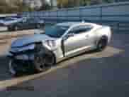 2017 Chevrolet Camaro 1LS z VIN 1G1FA1RX2H0127611, wystawiony jako Copart lot #81005545 z przebiegiem 64 354 mil mil oraz Szkoda całkowita • Salvage title. Historia ofert i sprzedaży dostępna na DreamBid. Obrazek 1.