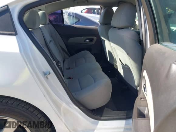 2016 Chevrolet Cruze LT с VIN 1G1PE5SB3G7158869, выставлен на аукционе IAAI как лот 42004381 с пробегом 232 300 миль миль и . История ставок и продаж доступна на DreamBid. Изображение 8.