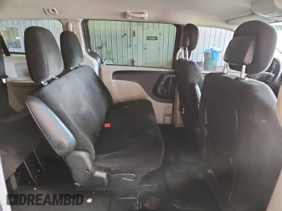 2013 Dodge Grand Caravan SE with VIN 2C4RDGBG8DR557104, listed as a Copart auction lot 85081415 with 207,924 mi miles and Clean title. Bid and sale history available at DreamBid. Image 11.