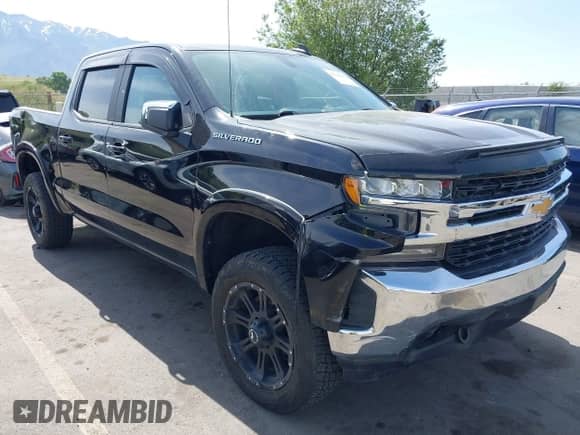 2020 Chevrolet Silverado 1500 LT with VIN 1GCUYDED1LZ102064, listed as a IAAI auction lot 42368487 with 38,378 mi miles and . Bid and sale history available at DreamBid. Image 1.