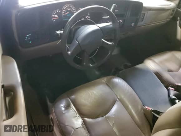 2004 Chevrolet Silverado 1500 LS с VIN 1GCEK14T44E267418, выставлен на аукционе Copart как лот 45549615 с пробегом 162 250 миль миль и Списание • Salvage title. История ставок и продаж доступна на DreamBid. Изображение 8.