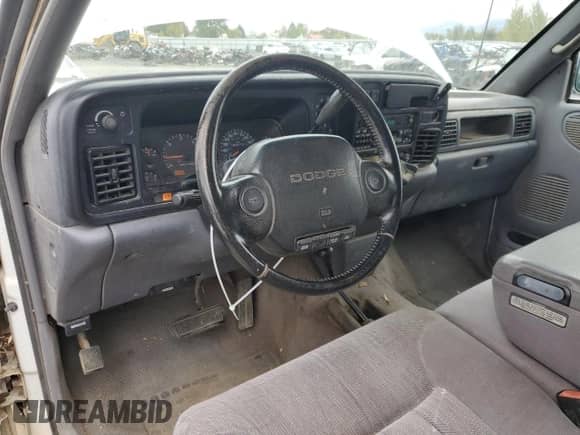 1997 Dodge 2500 with VIN 3B7KF23Z3VG816748, listed as a Copart auction lot 85369485 with 184,012 mi miles and Clean title. Bid and sale history available at DreamBid. Image 8.