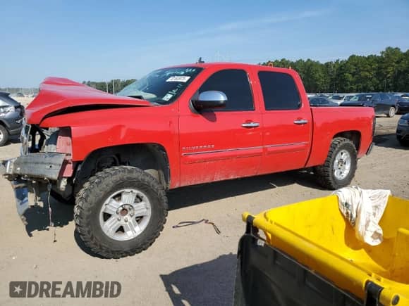 2012 Chevrolet Silverado 1500 LT с VIN 3GCPCSE06CG164962, выставлен на аукционе Copart как лот 70163975 с пробегом Не указан миль и Списание • Salvage title. История ставок и продаж доступна на DreamBid. Изображение 1.