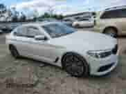 2018 BMW 5 Series 530i z VIN WBAJA5C58JWA39259, wystawiony jako Copart lot #85089735 z przebiegiem 71 586 mil mil oraz Czysty tytuł • Clean title. Historia ofert i sprzedaży dostępna na DreamBid. Obrazek 4.