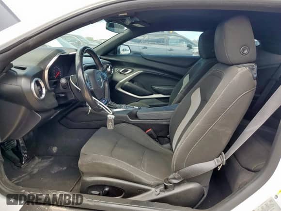 2019 Chevrolet Camaro 1SS z VIN 1G1FF1R72K0137550, wystawiony jako Copart lot #80467775 z przebiegiem 34 861 mil mil oraz Szkoda całkowita • Salvage title. Historia ofert i sprzedaży dostępna na DreamBid. Obrazek 7.