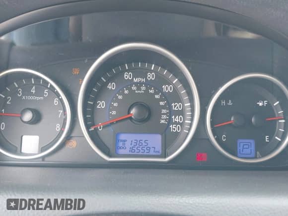 2009 Hyundai Veracruz GLS with VIN KM8NU73C69U079443, listed as a IAAI auction lot 42198124 with 165,597 mi miles and . Bid and sale history available at DreamBid. Image 7.