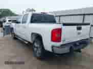 2011 Chevrolet Silverado 1500 LT z VIN 3GCPCSE04BG373602, wystawiony jako IAAI lot #42766018 z przebiegiem 152 477 mil mil oraz . Historia ofert i sprzedaży dostępna na DreamBid. Obrazek 3.