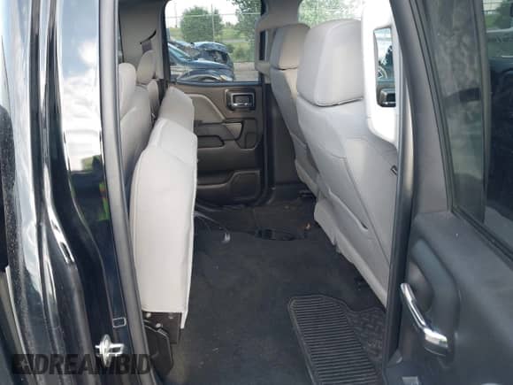 2017 Chevrolet Silverado 1500 Custom с VIN 1GCVKPEC2HZ323601, выставлен на аукционе IAAI как лот 42619335 с пробегом 99 540 миль миль и . История ставок и продаж доступна на DreamBid. Изображение 8.