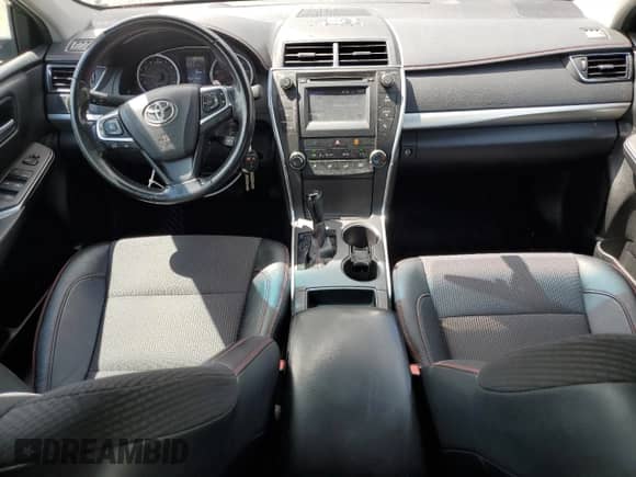 2016 Toyota Camry XLE with VIN 4T1BF1FK0GU195635, listed as a Copart auction lot 70461935 with 93,948 mi miles and Salvage title. Bid and sale history available at DreamBid. Image 8.