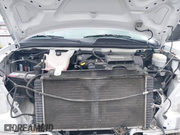 2014 Chevrolet Express Passenger LS with VIN 1GAWGPFG0E1172736, listed as a IAAI auction lot 42607900 with 71,199 mi miles and . Bid and sale history available at DreamBid. Image 10.