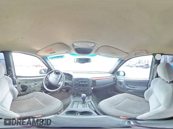 1999 Jeep Grand Cherokee Laredo с VIN 1J4G258S1XC668517, выставлен на аукционе Copart как лот 79958454 с пробегом Не указан миль и Списание • Salvage title. История ставок и продаж доступна на DreamBid. Изображение 13.