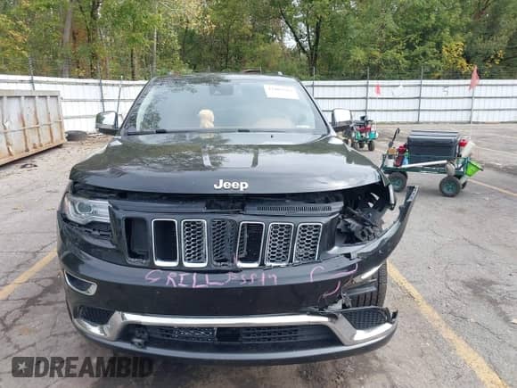 2016 Jeep Grand Cherokee Summit with VIN 1C4RJFJT7GC373688, listed as a IAAI auction lot 43403515 with 196,392 mi miles and . Bid and sale history available at DreamBid. Image 12.