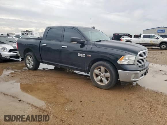 2016 Ram 1500 Lone Star z VIN 3C6RR6LT9GG289088, wystawiony jako Copart lot #65950945 z przebiegiem 121 324 mil mil oraz Czysty tytuł • Clean title. Historia ofert i sprzedaży dostępna na DreamBid. Obrazek 4.