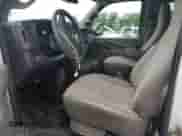 2018 Chevrolet Express Passenger LS с VIN 1GAZGNFP3J1172211, выставлен на аукционе Copart как лот 69076595 с пробегом 29 380 миль миль и Чистый • Clean title. История ставок и продаж доступна на DreamBid. Изображение 7.