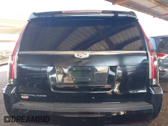 2016 Cadillac Escalade ESV с VIN 1GYS3GKJ6GR331812, выставлен на аукционе IAAI как лот 41347611 с пробегом 115 469 миль миль и . История ставок и продаж доступна на DreamBid. Изображение 17.