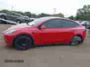 2022 Tesla Model Y Long Range с VIN 7SAYGDEE4NF517341, выставлен на аукционе IAAI как лот 43300755 с пробегом 24 092 миль миль и . История ставок и продаж доступна на DreamBid. Изображение 14.